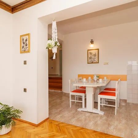 Mirjana Novi Apartamento Novi Vinodolski