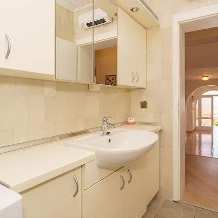 Mirjana Novi Apartamento Novi Vinodolski