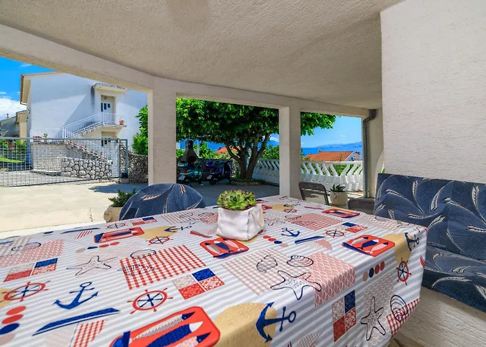 Mirjana Novi 아파트