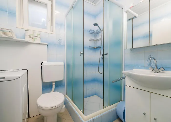 Mirjana Novi 아파트 *