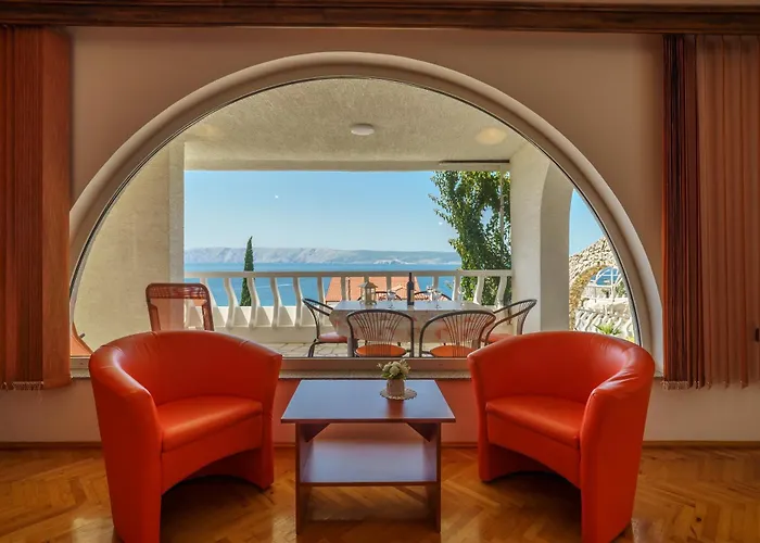 Mirjana Novi 아파트