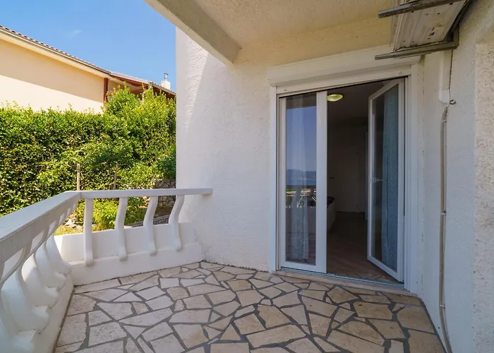 Mirjana Novi 아파트 노비비노돌스키