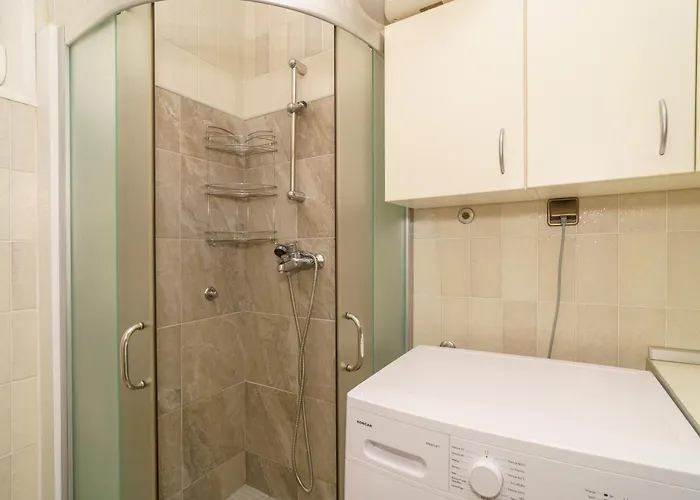 아파트 Mirjana Novi *